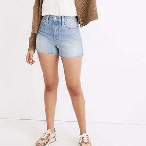 Madewell Women's The Curvy Perfect Jean Short Size 31